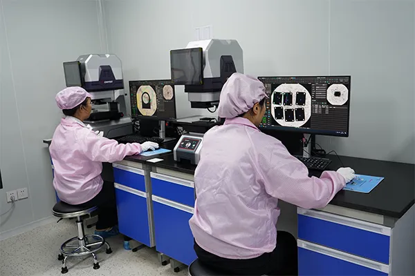 Flahlı optik ölçüm makinesi