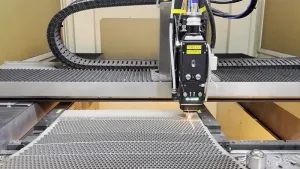 GM08B 8 mm Paslanmaz Çelik Kesimi için Fiber Lazer Kesme Kafası