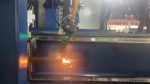 LCF15A 7 mm Karbon Çelik Kesimi için Fiber Lazer Pah Kesme Kafası