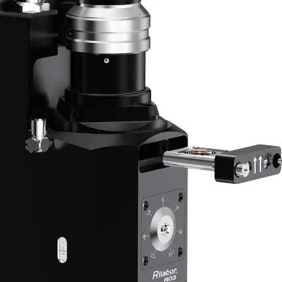 Optikler için üçlü koruyucu cam istifi